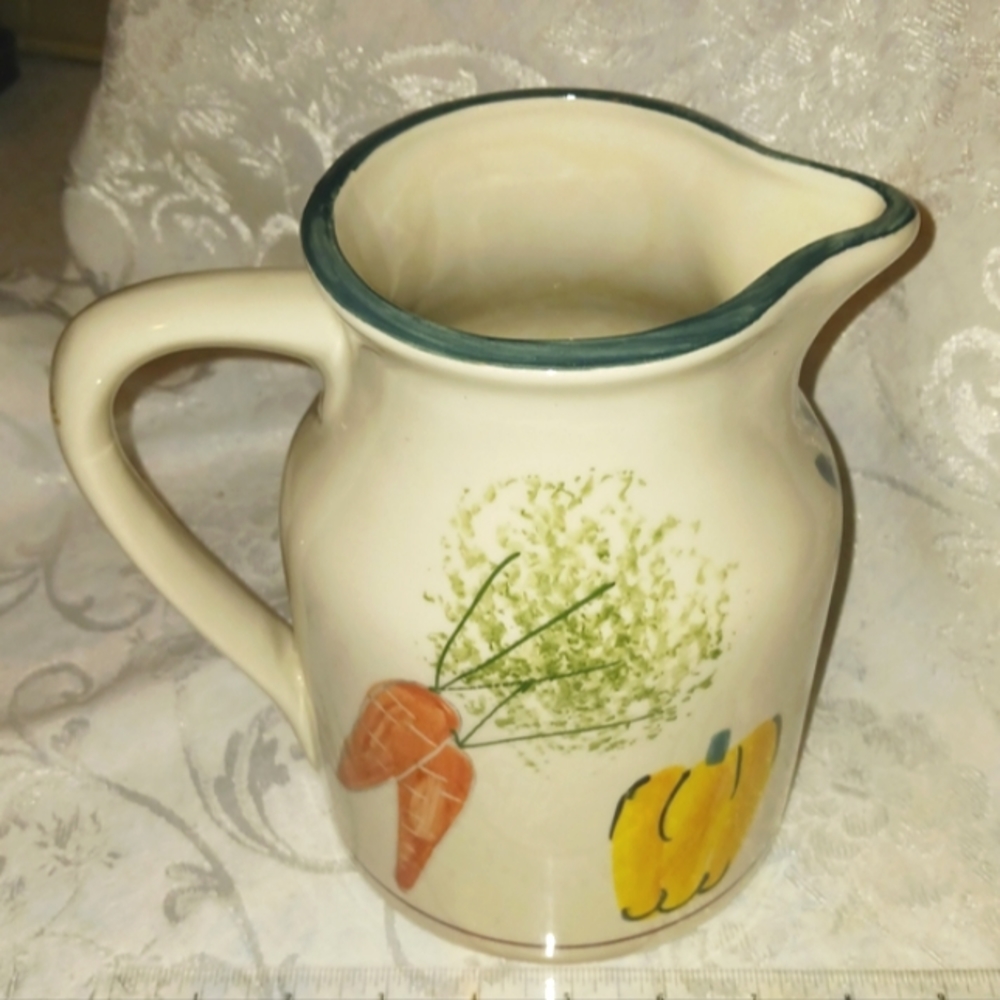 Hartstone Farmer's Market Series Medium Sized Pitcher 1990